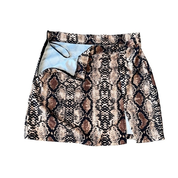 Snake Print Skirt - Picture 5 of 7